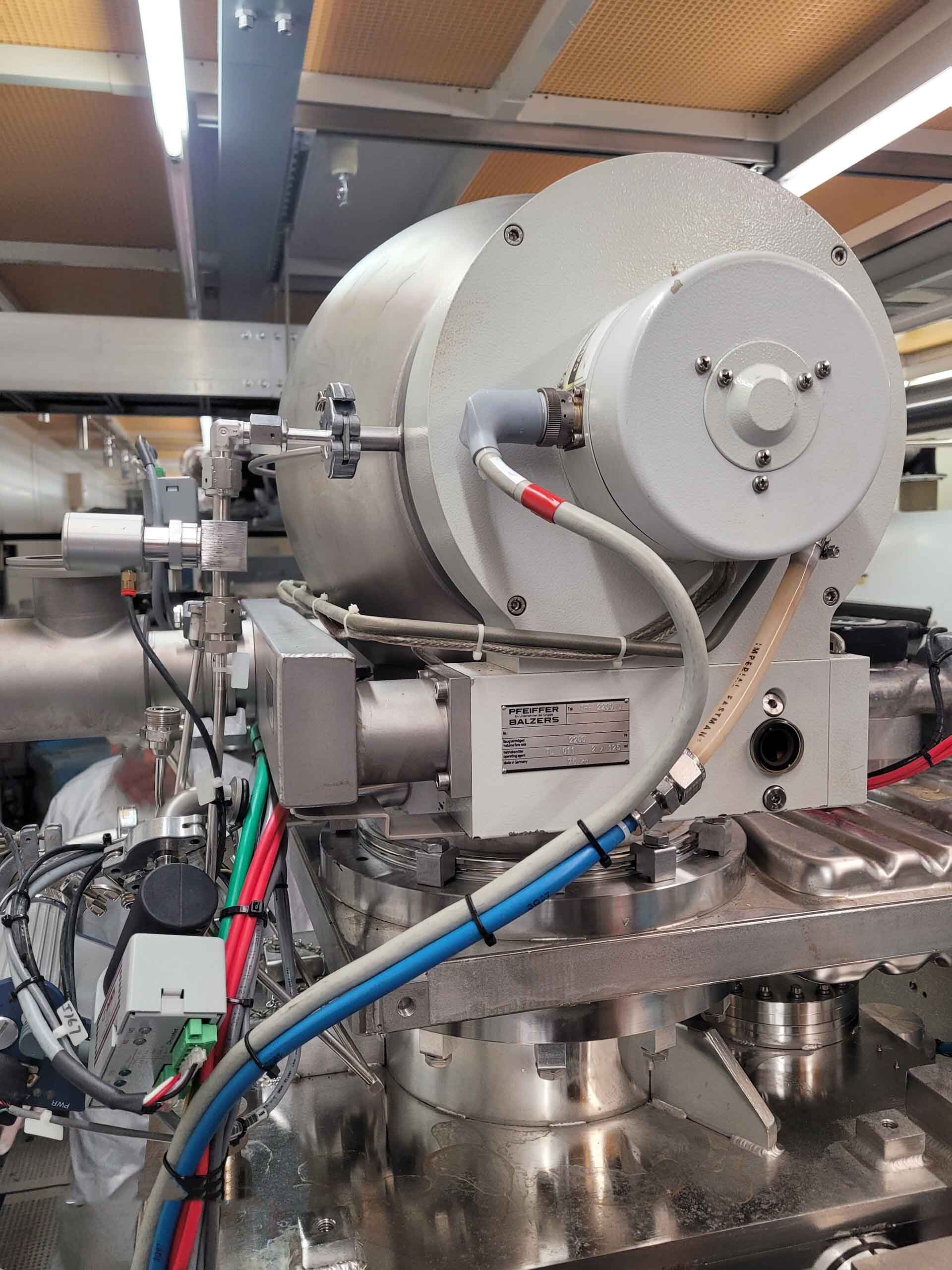 사진 사용됨 VEECO RF 350S 판매용