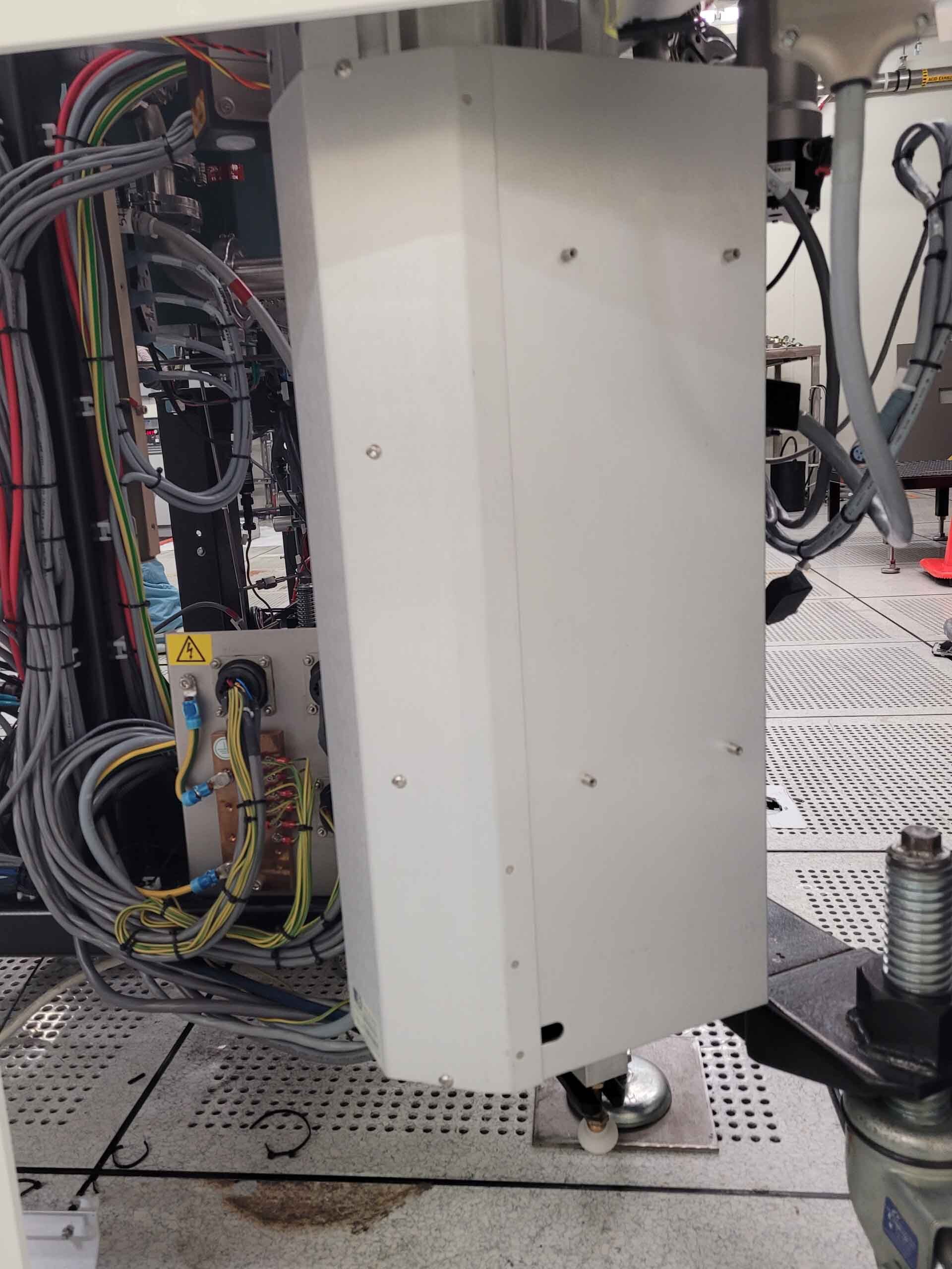사진 사용됨 VEECO RF 350S 판매용