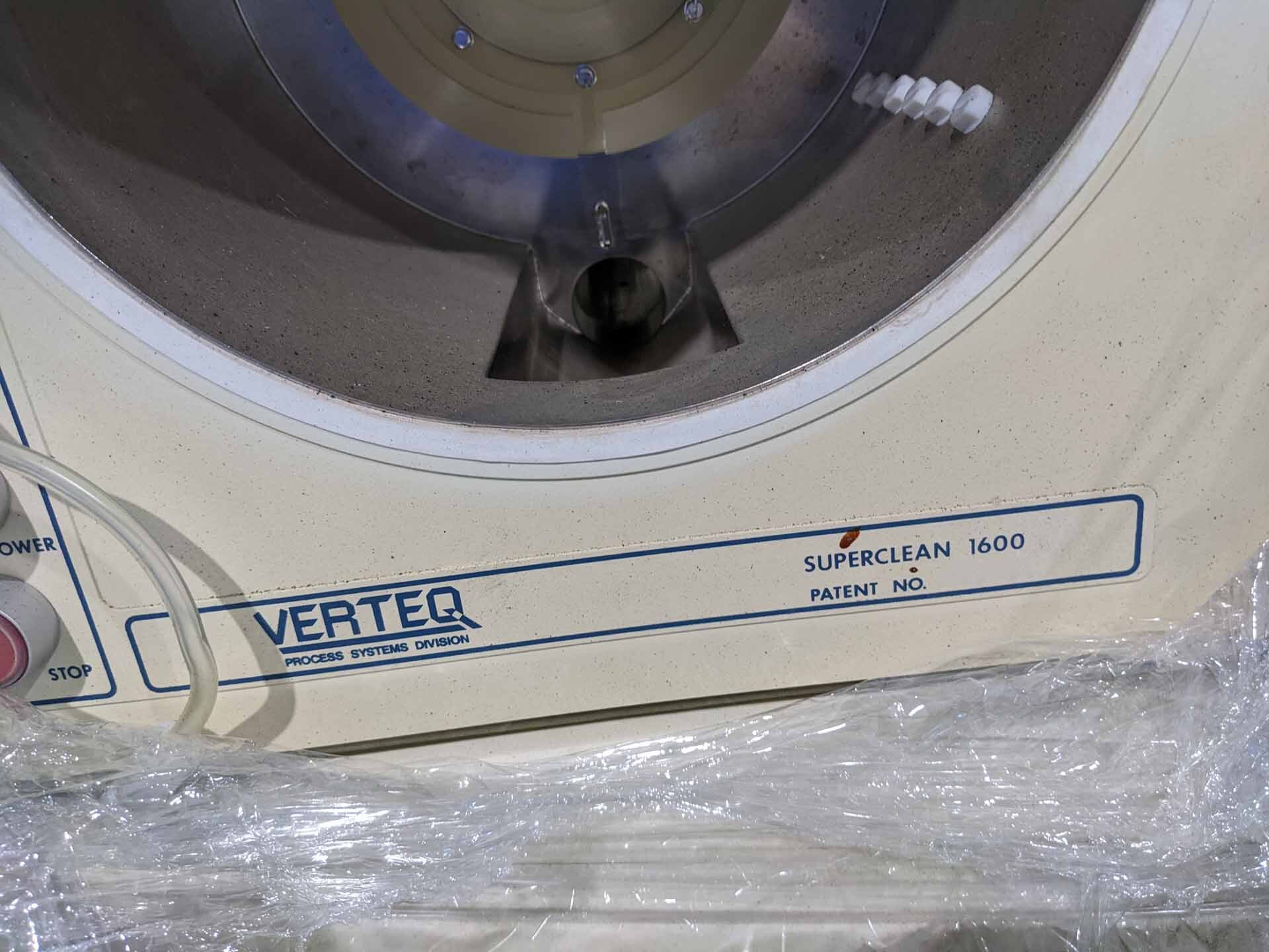 Photo Used VERTEQ SuperClean 1600 For Sale