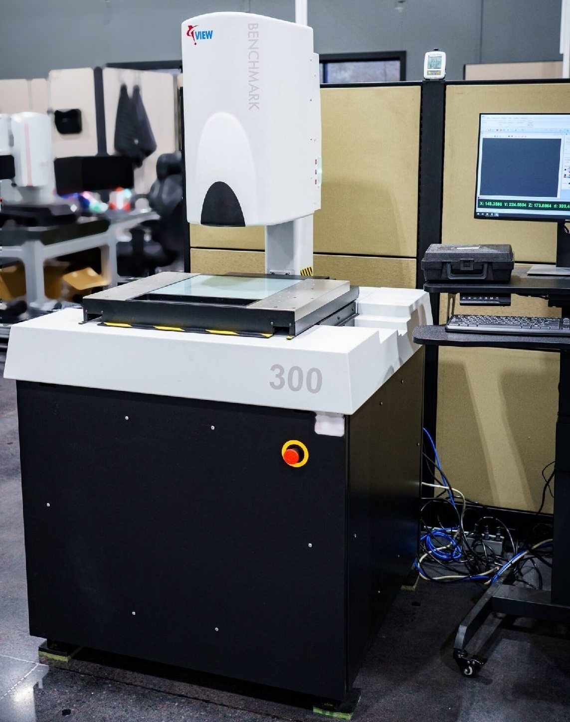 Foto Verwendet VIEW MICRO METROLOGY Benchmark 300 Zum Verkauf