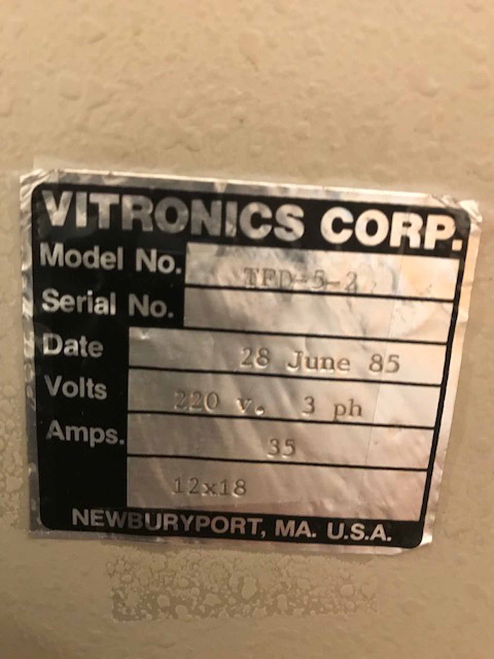 Photo Used VITRONICS SOLTEC TFD-5-2 For Sale