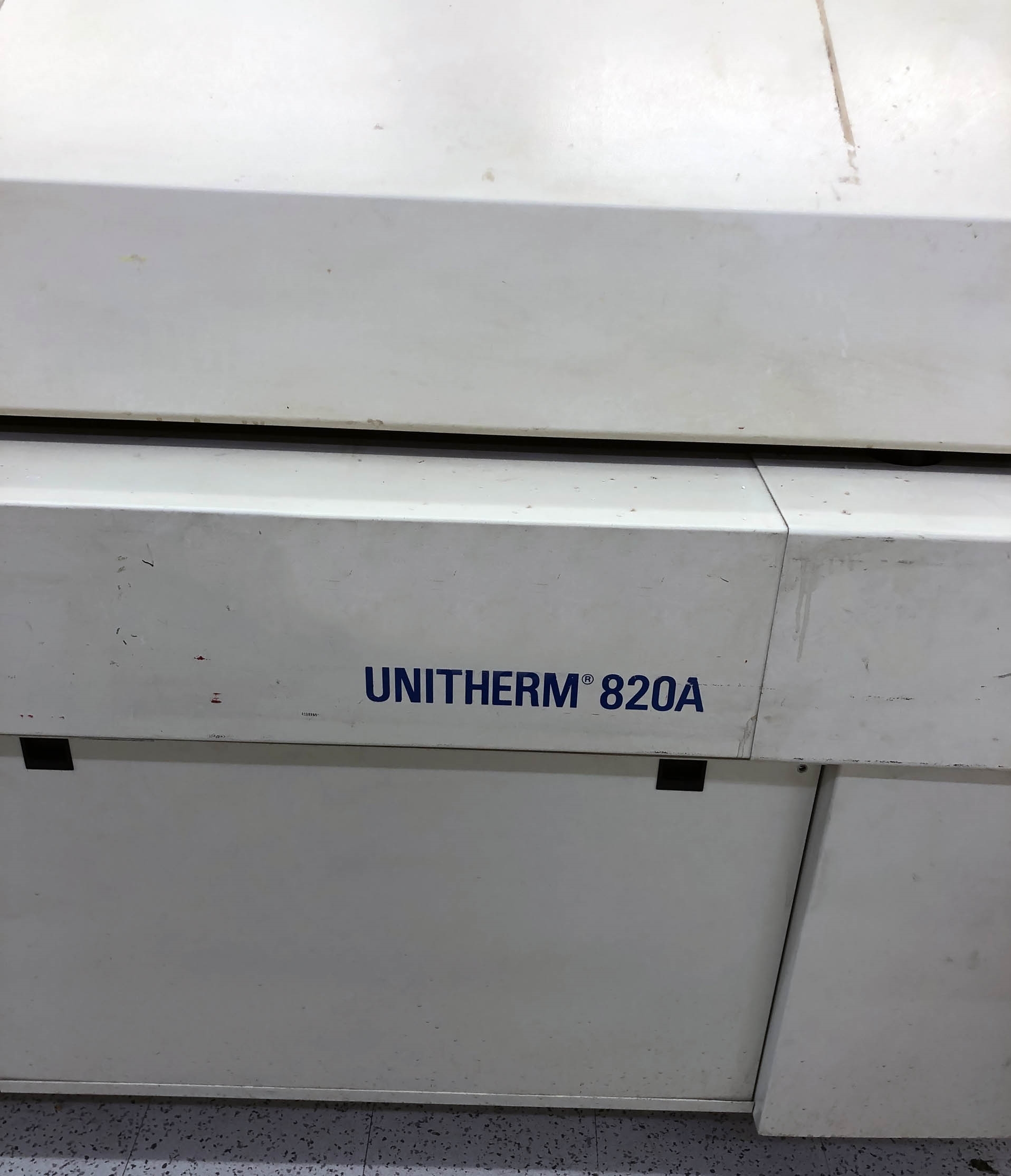 フォト（写真） 使用される VITRONICS SOLTEC Unitherm 820A 販売のために