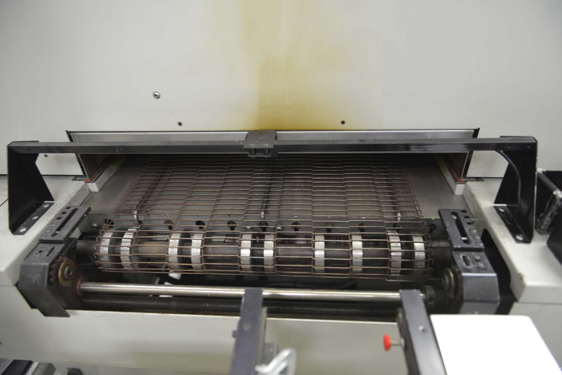 Photo Used VITRONICS SOLTEC XPM 730 For Sale