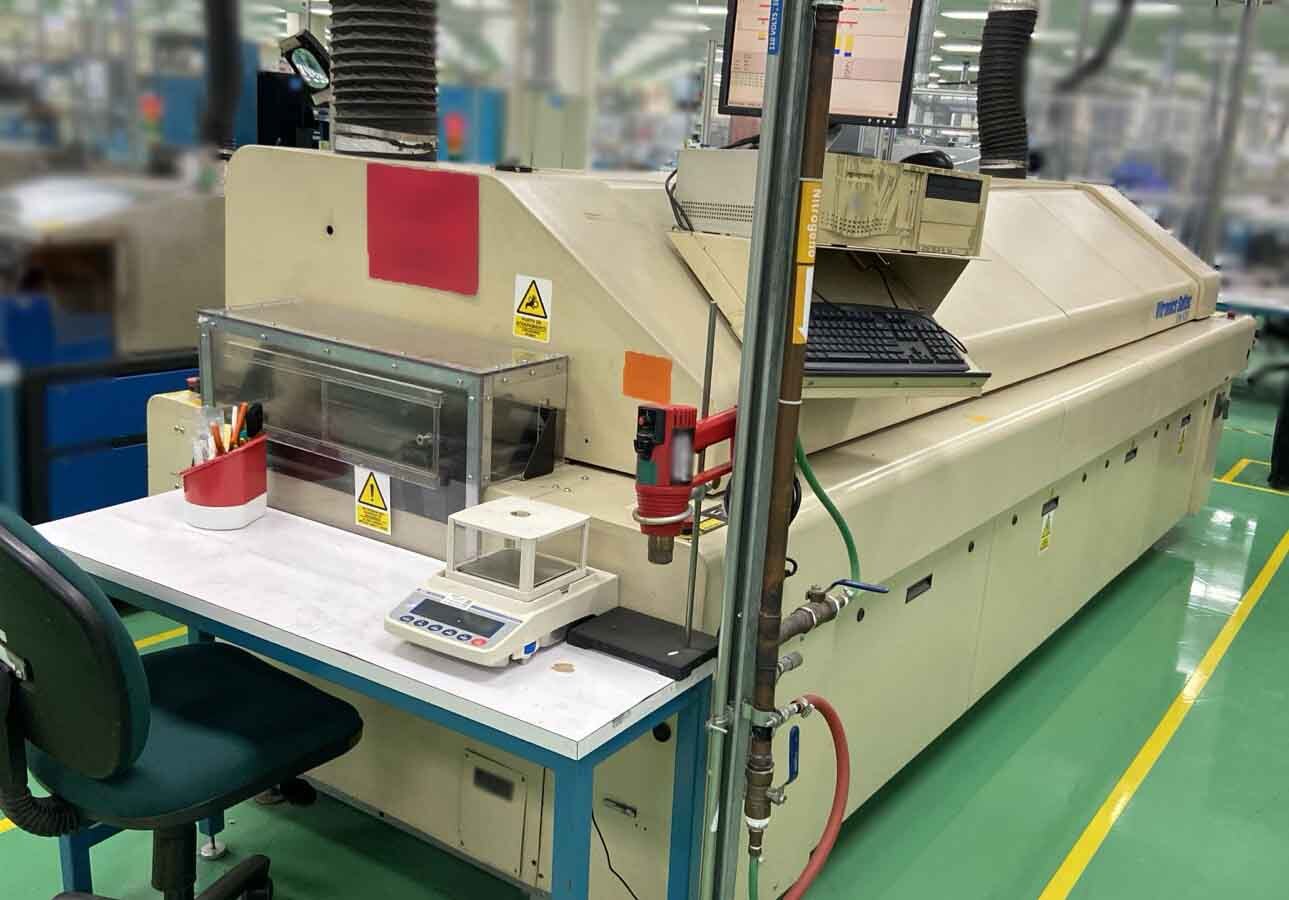 Photo Used VITRONICS SOLTEC XPM 820 For Sale