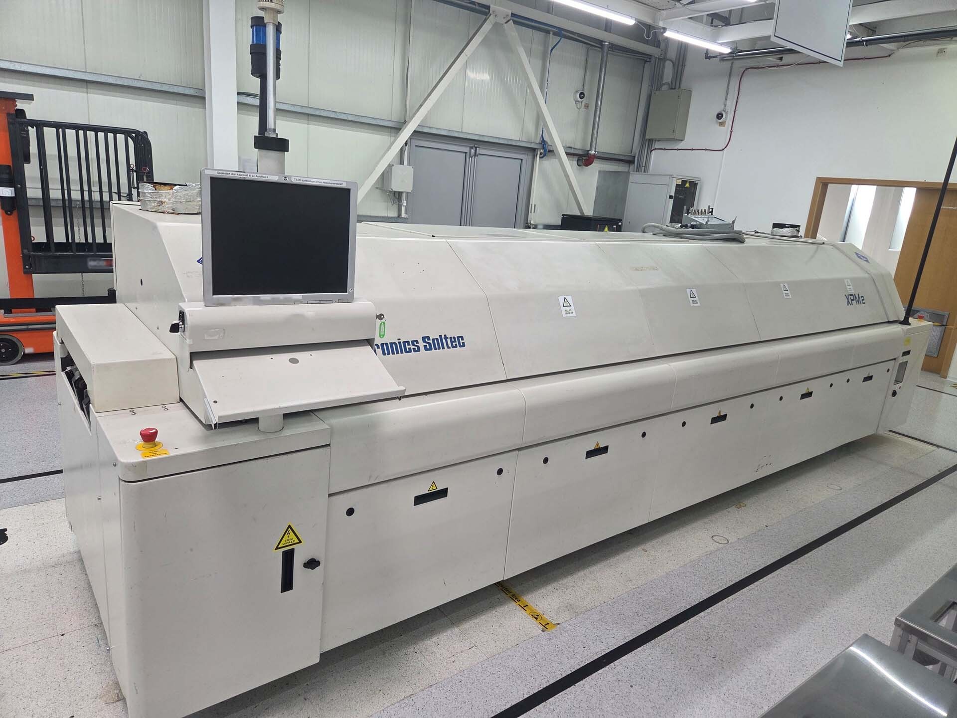 Photo Used VITRONICS SOLTEC XPM2-1030 For Sale