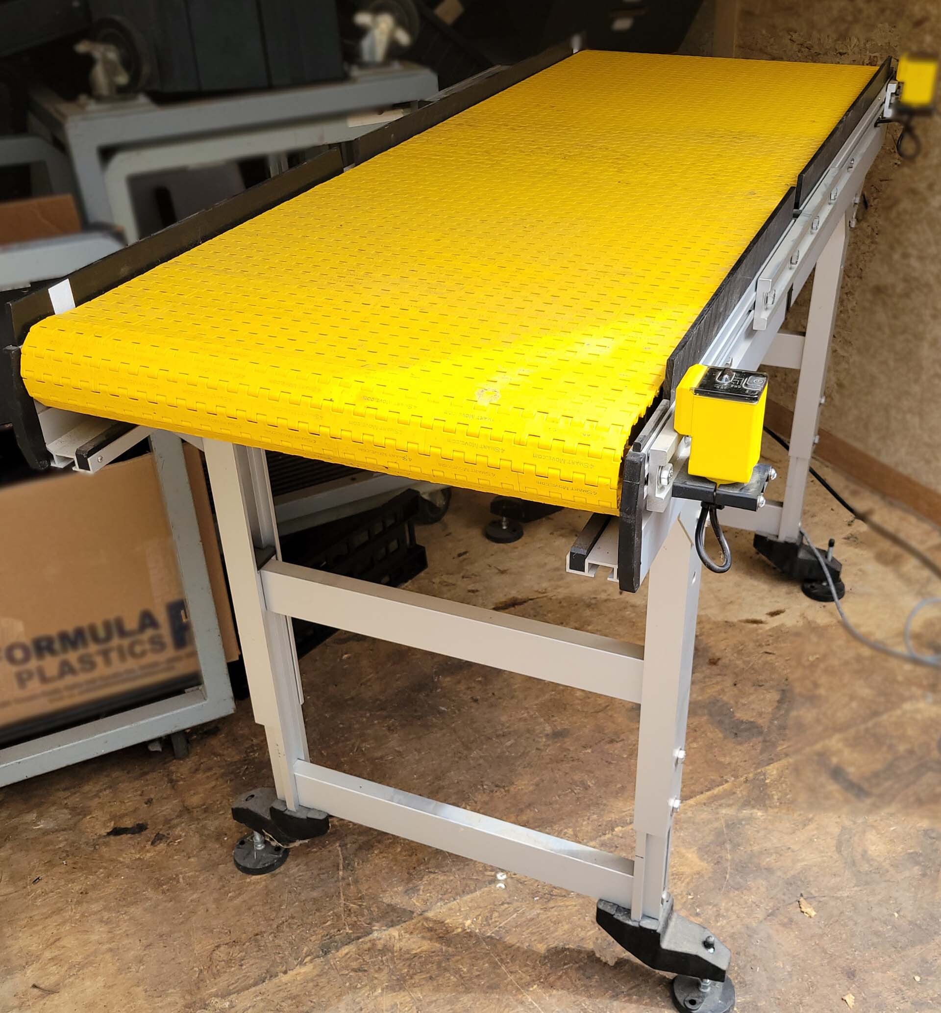 Photo Used VITRONICS SOLTEC XPM2 520 For Sale