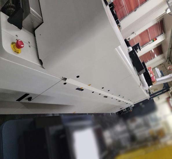 Photo Used VITRONICS SOLTEC XPM2 820 For Sale