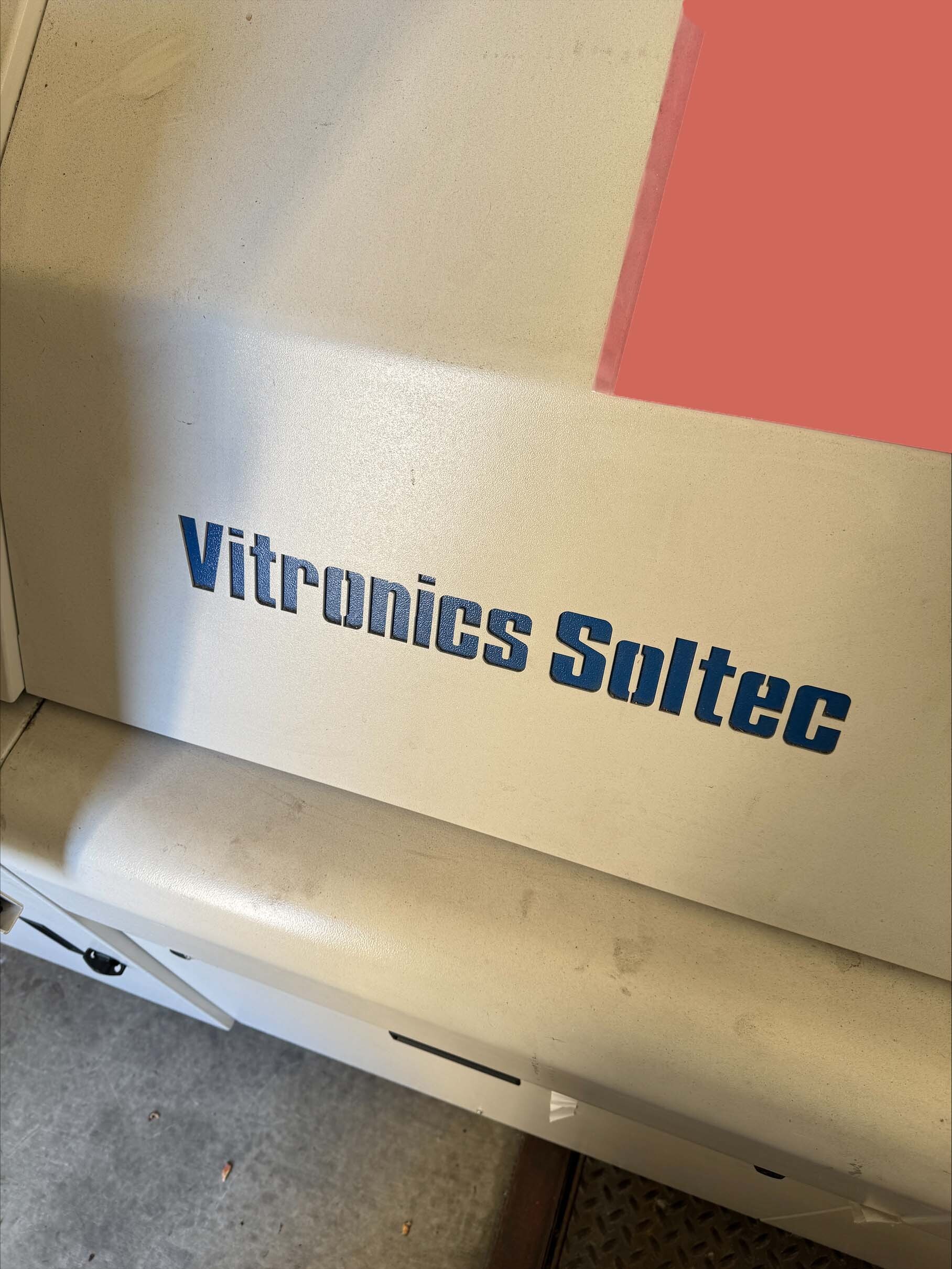 Photo Used VITRONICS SOLTEC XPM2 For Sale