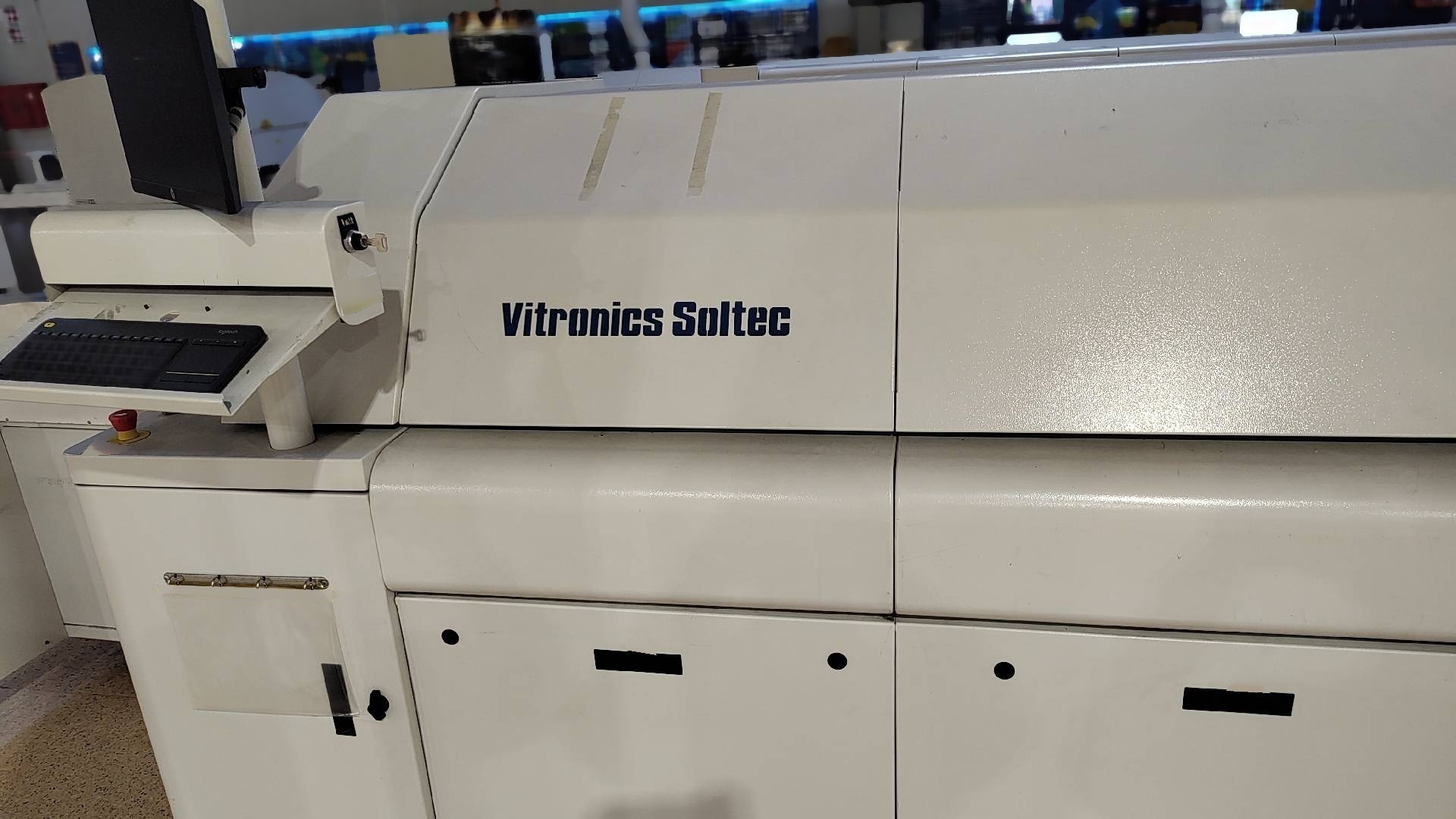 Photo Used VITRONICS SOLTEC XPM3 For Sale
