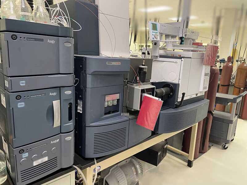 Photo Used WATERS / MICROMASS Xevo G2 QTOF For Sale