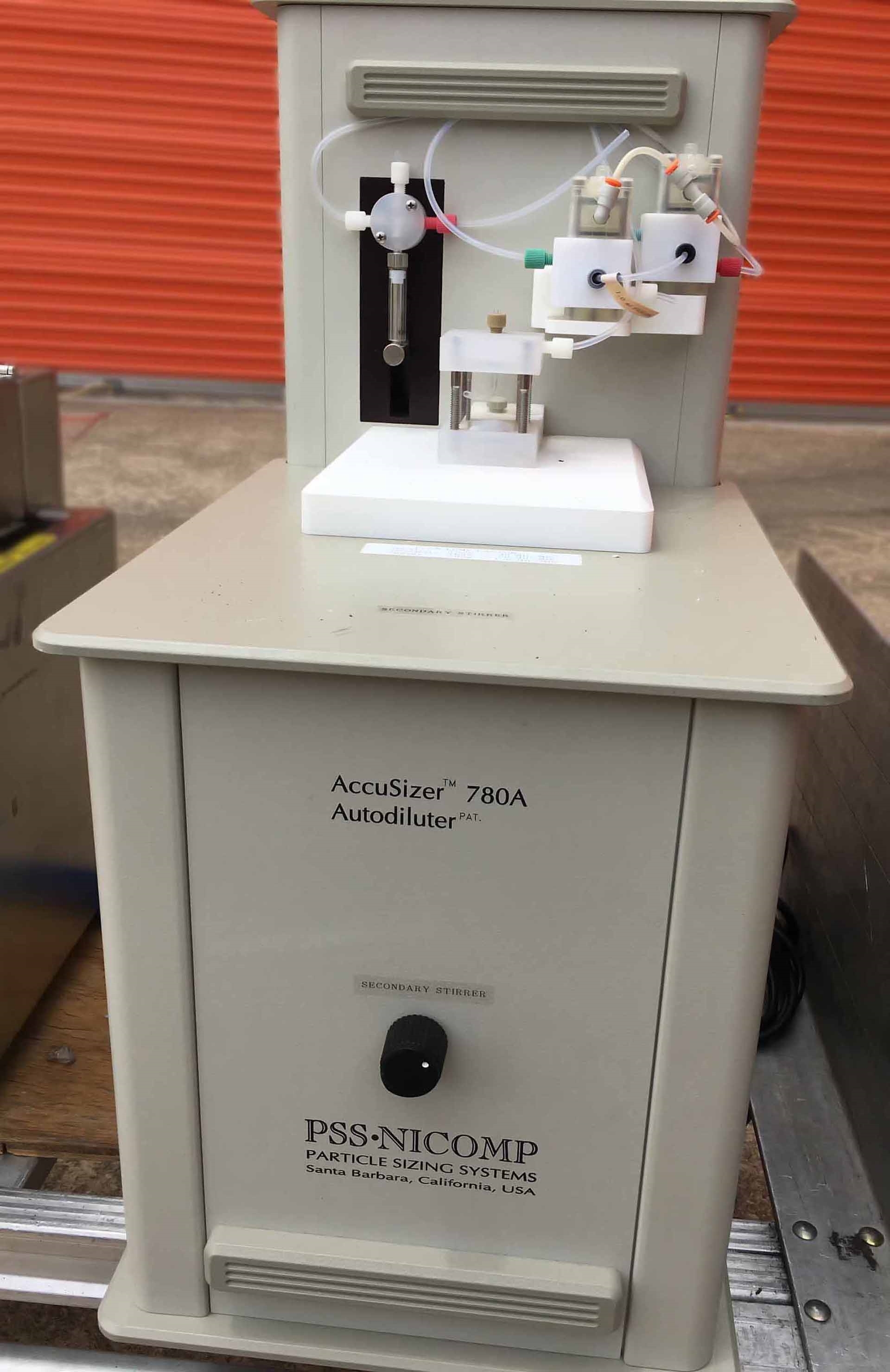 Photo Used PARTICLE SIZING SYSTEMS / PSS AccuSizer 780A For Sale