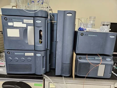 HORIBA / JOBIN YVON / SPEX iHR320 分光計 はセール価格 #72113 で