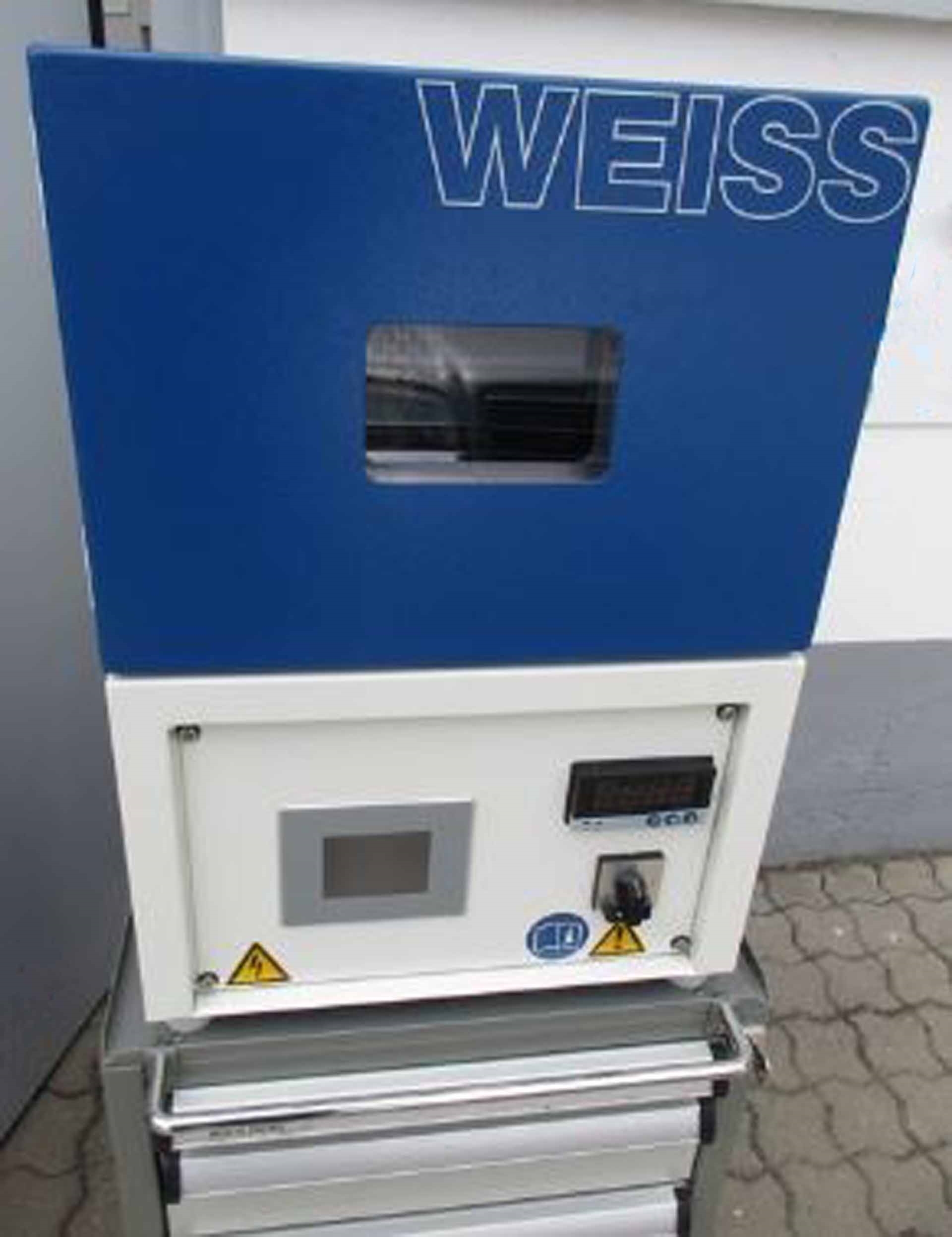 Photo Used WEISS WT 20-40 For Sale