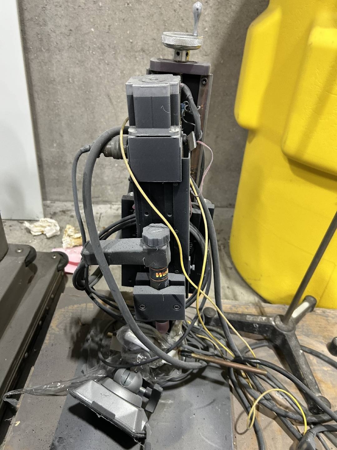 Photo Used WELDLOGIC PA 10-100 For Sale