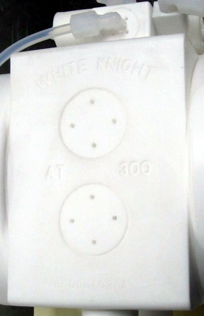 사진 사용됨 WHITE KNIGHT AT-300 판매용
