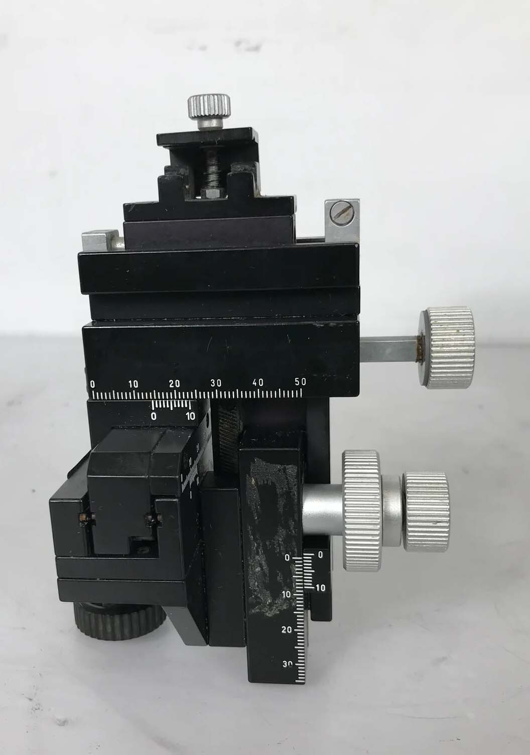 Photo Used WORLD PRECISION INSTRUMENTS / WPI M3301 R For Sale