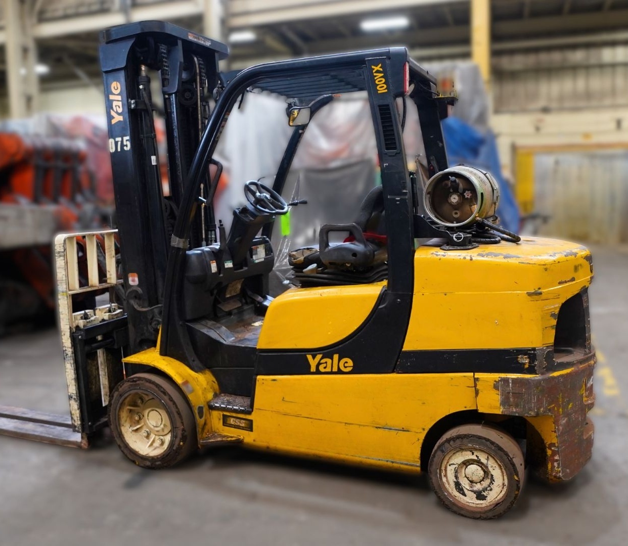 Foto Verwendet YALE GLC100VXNKAE100 Zum Verkauf