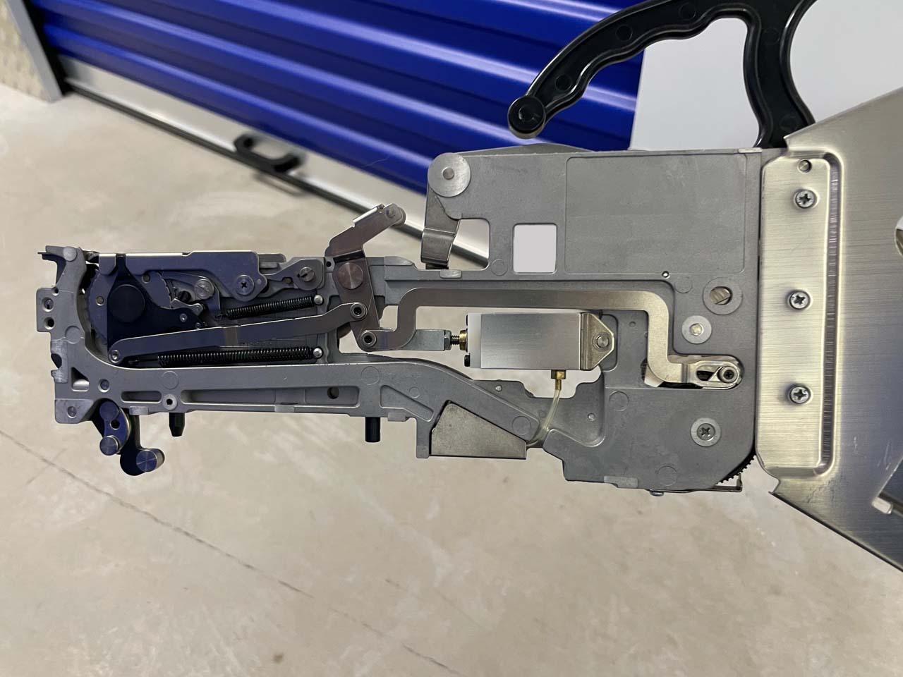 圖為 已使用的 YAMAHA Lot of feeders 待售