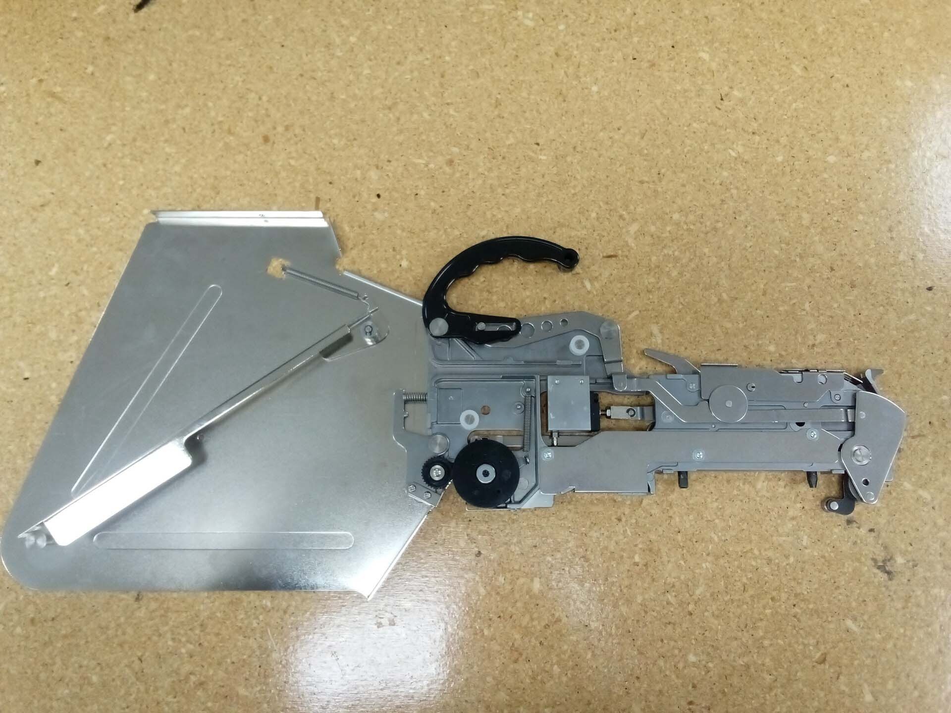 사진 사용됨 YAMAHA Lot of feeders 판매용