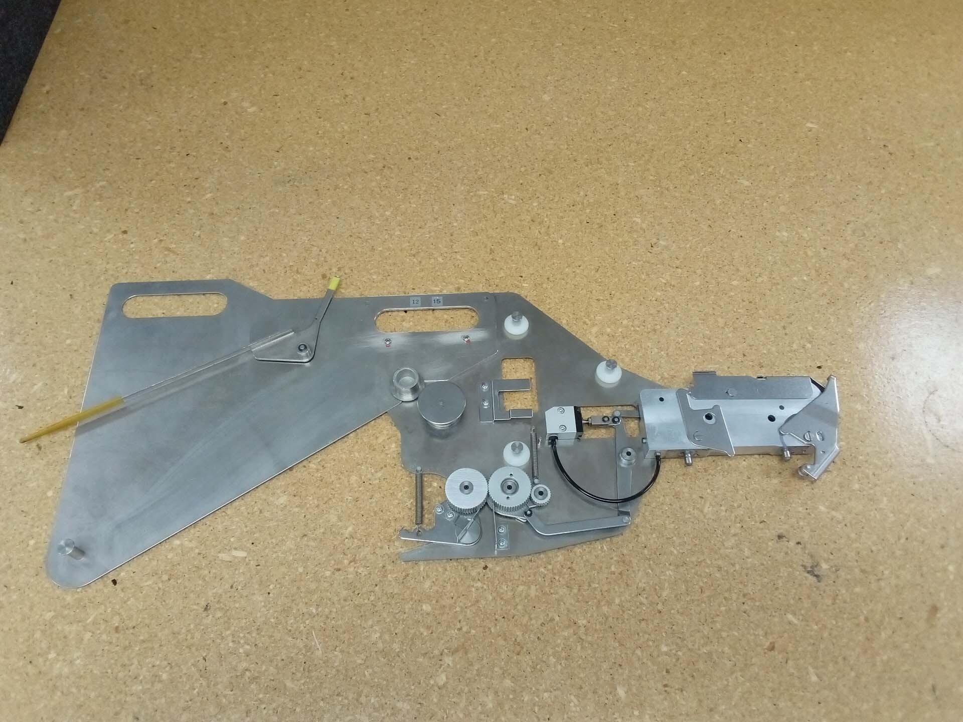 사진 사용됨 YAMAHA Lot of feeders 판매용