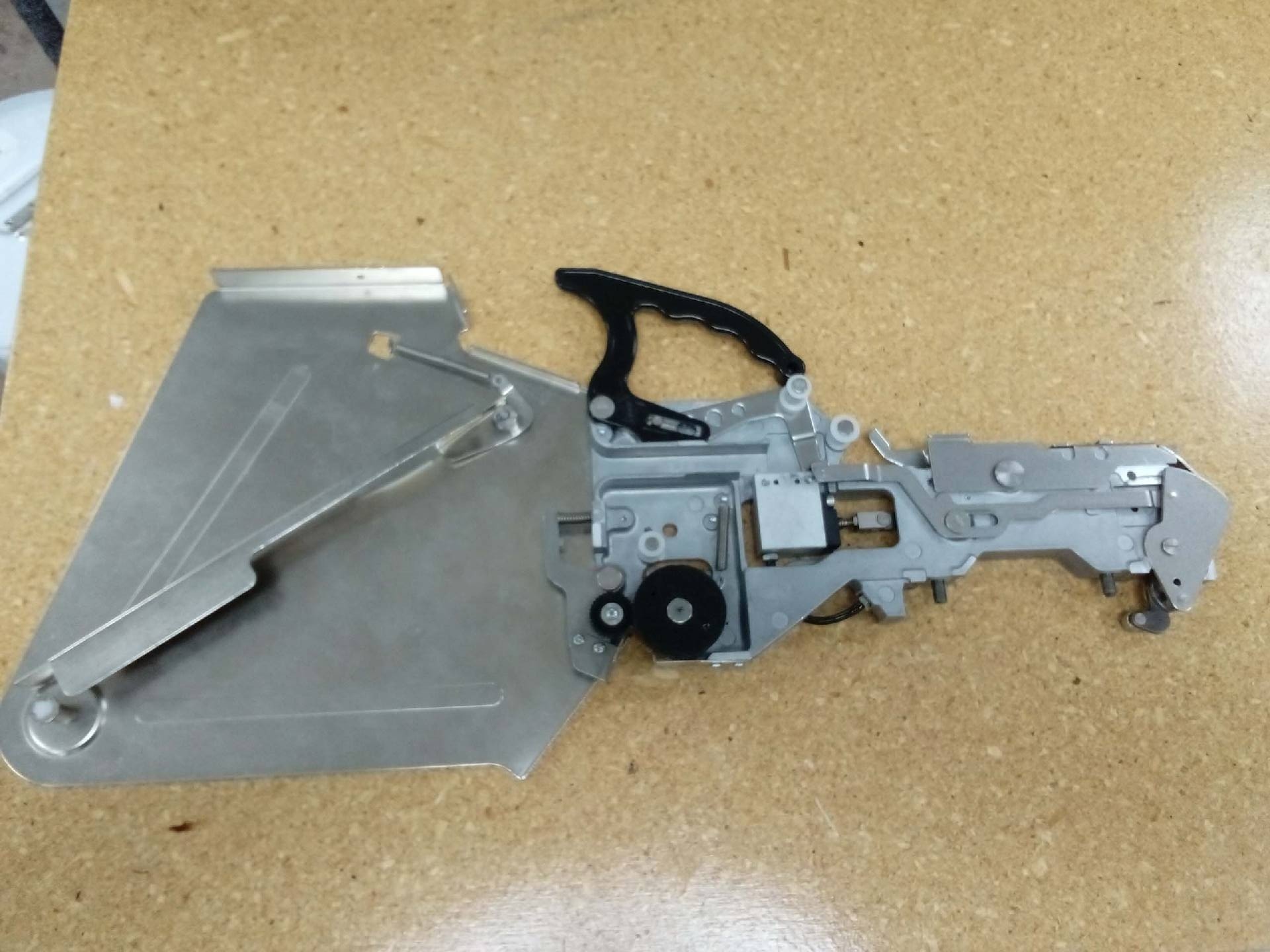 사진 사용됨 YAMAHA Lot of feeders 판매용
