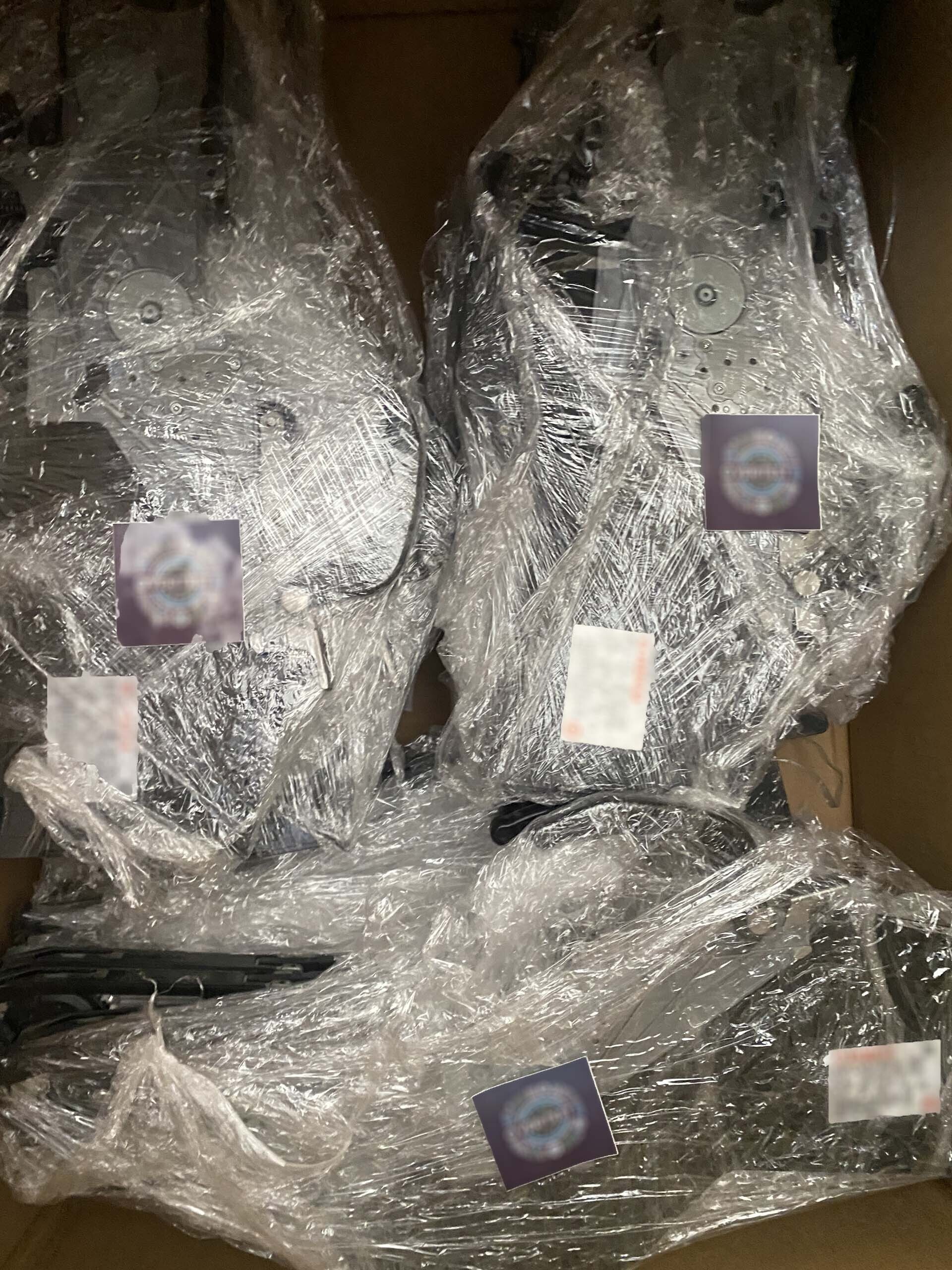 圖為 已使用的 YAMAHA Lot of feeders 待售