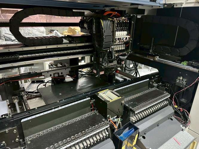 Photo Used YAMAHA YV-100 XG For Sale