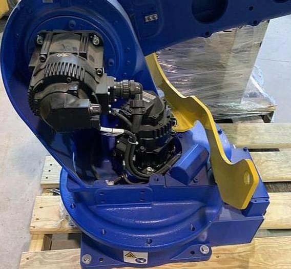 사진 사용됨 YASKAWA / MOTOMAN GP25 판매용