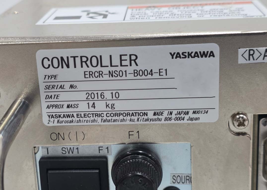 사진 사용됨 YASKAWA ERCR-NS01-B004-E1 판매용