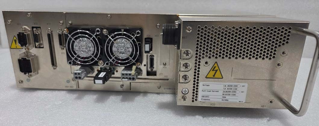 사진 사용됨 YASKAWA ERCR-NS01-B004-E1 판매용