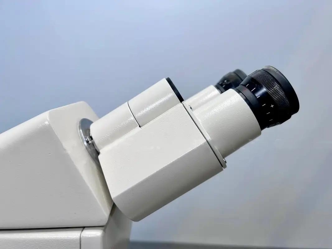 フォト（写真） 使用される ZEISS Axioskop 40 販売のために