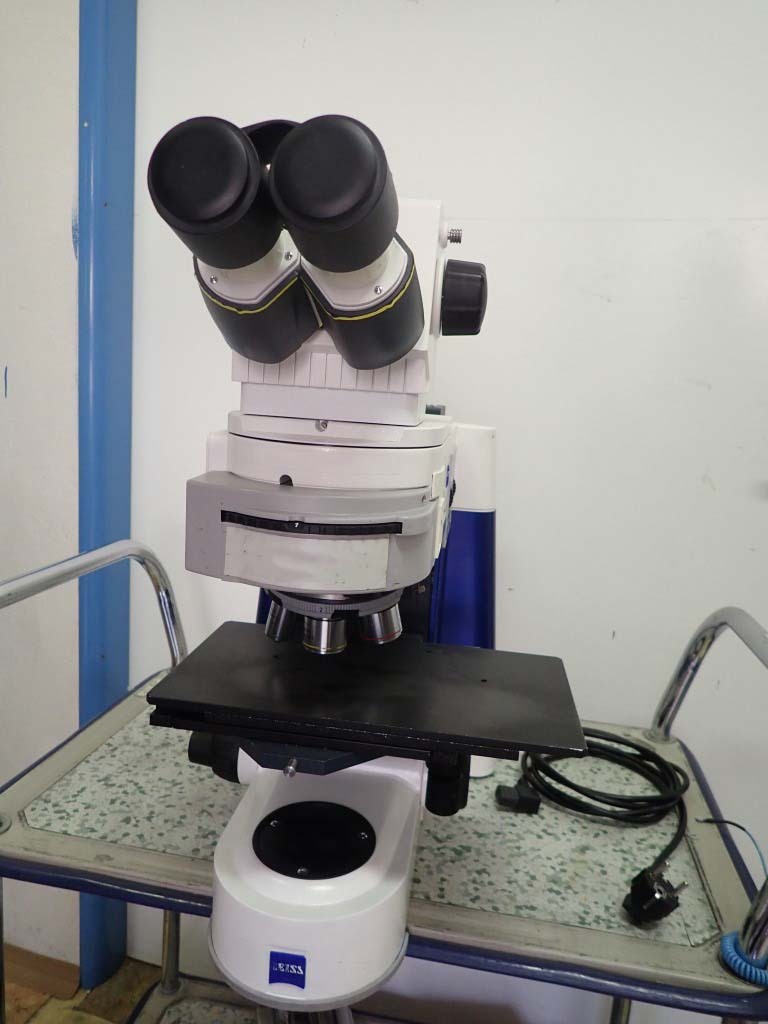 Photo Used ZEISS Axio Imager For Sale