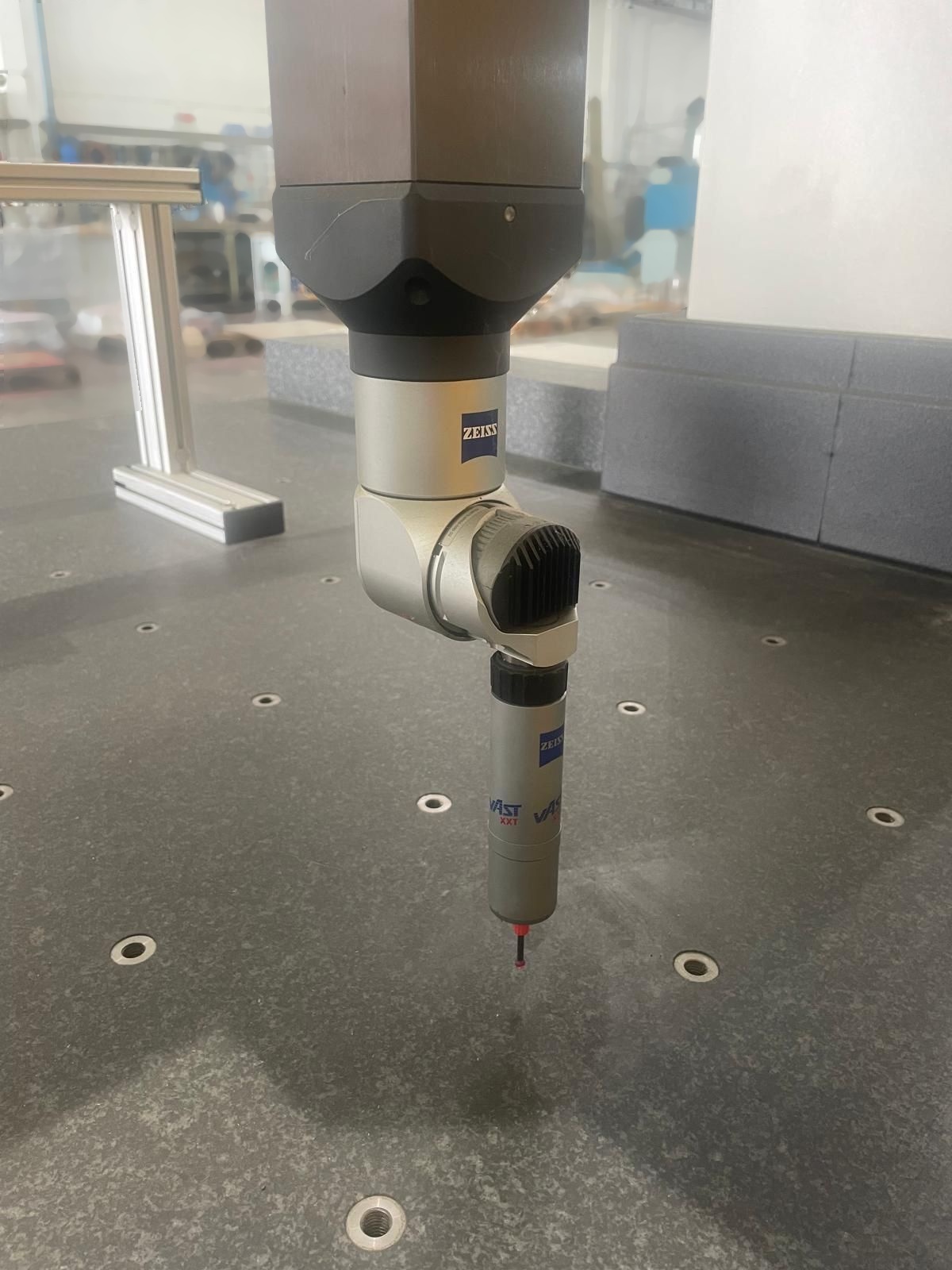 图为 已使用的 ZEISS Accura 待售