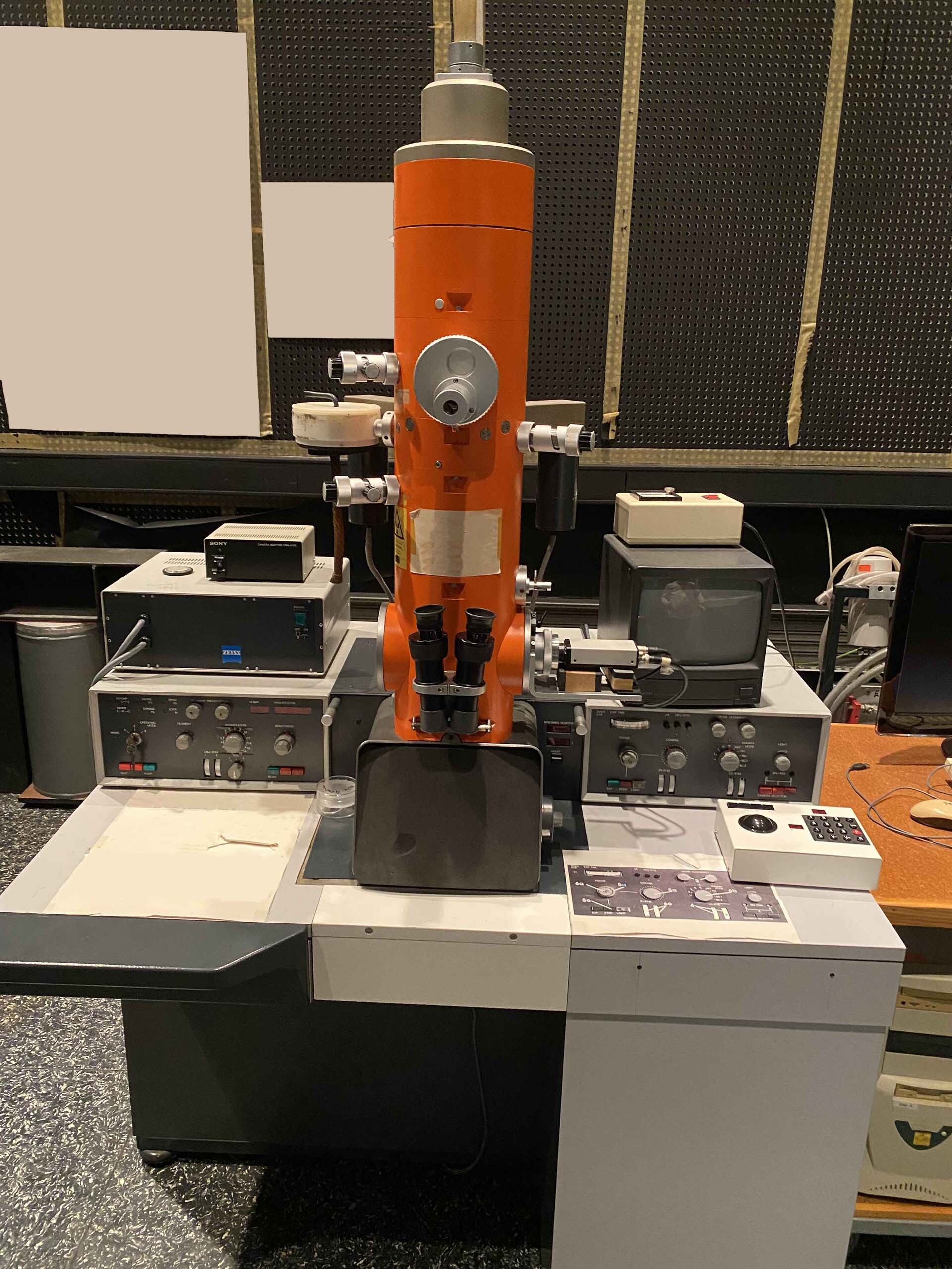 Foto Verwendet ZEISS EM 109 Zum Verkauf