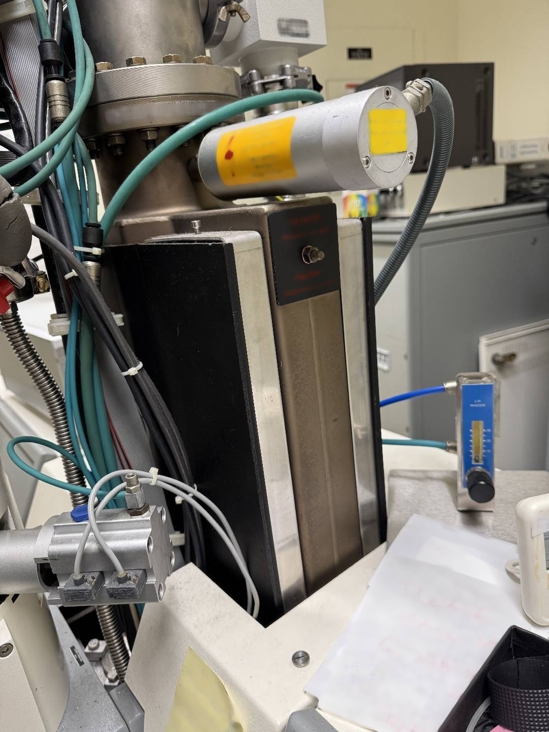 Photo Used ZEISS EM 910 For Sale
