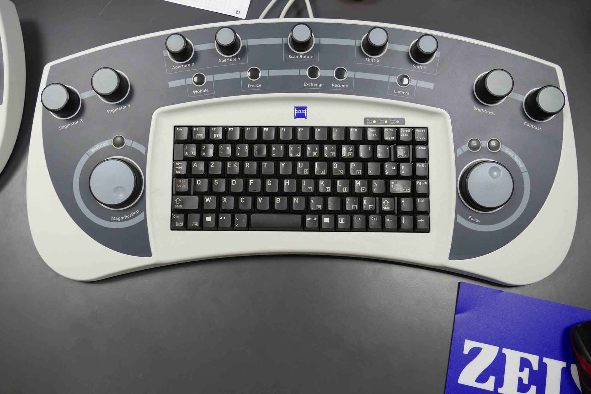 圖為 已使用的 ZEISS EVO 25 待售