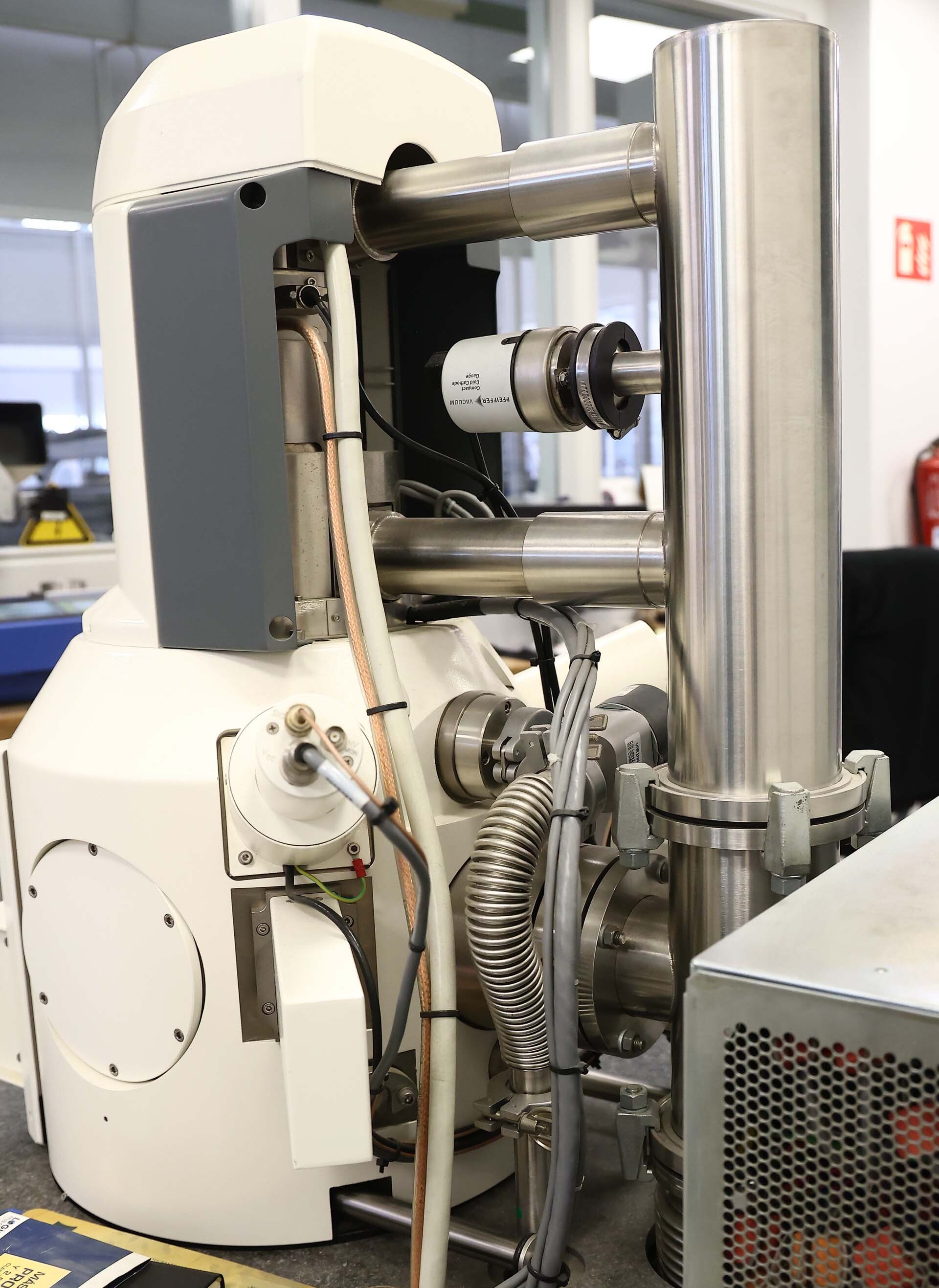 Foto Verwendet ZEISS EVO 40 Zum Verkauf