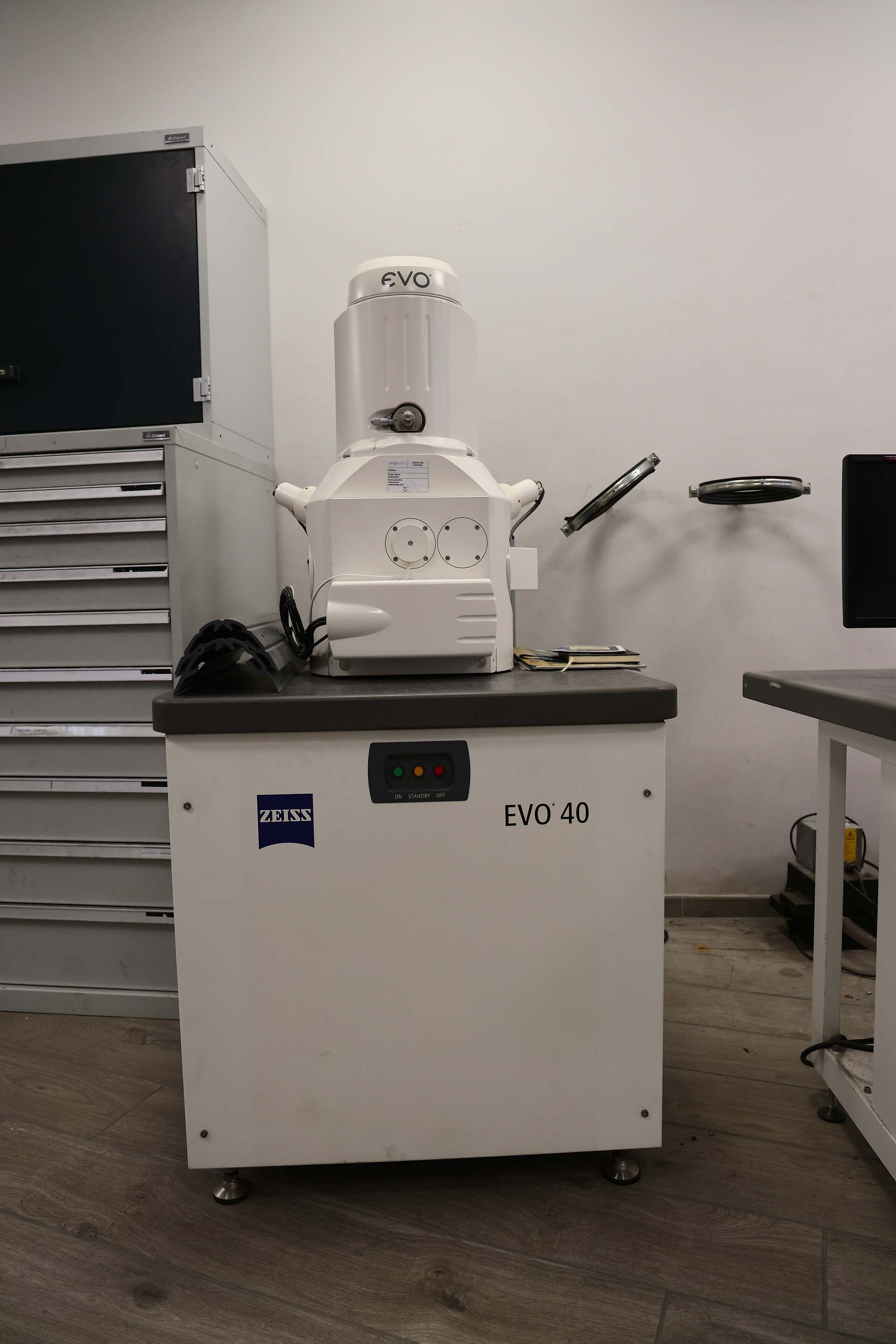 Foto Verwendet ZEISS EVO 40 Zum Verkauf