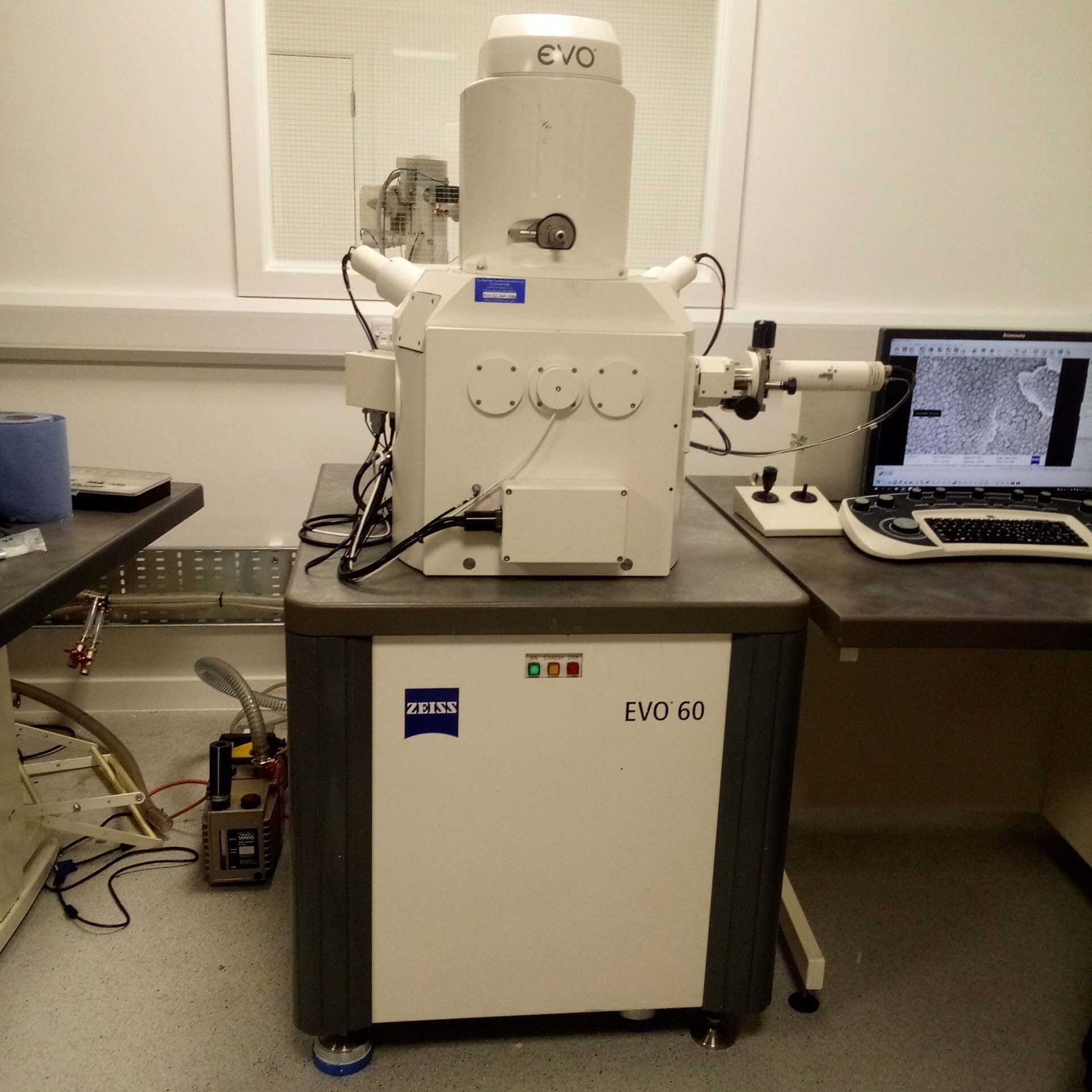 Photo Used ZEISS EVO 60 XVP For Sale