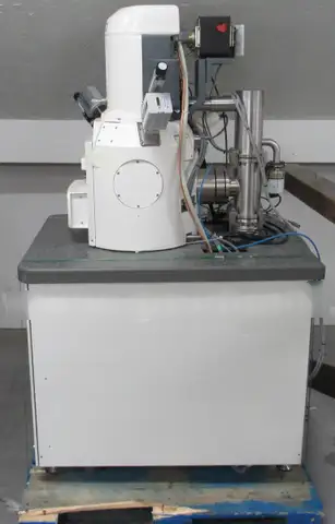 Photo Used ZEISS EVO Qemscan For Sale