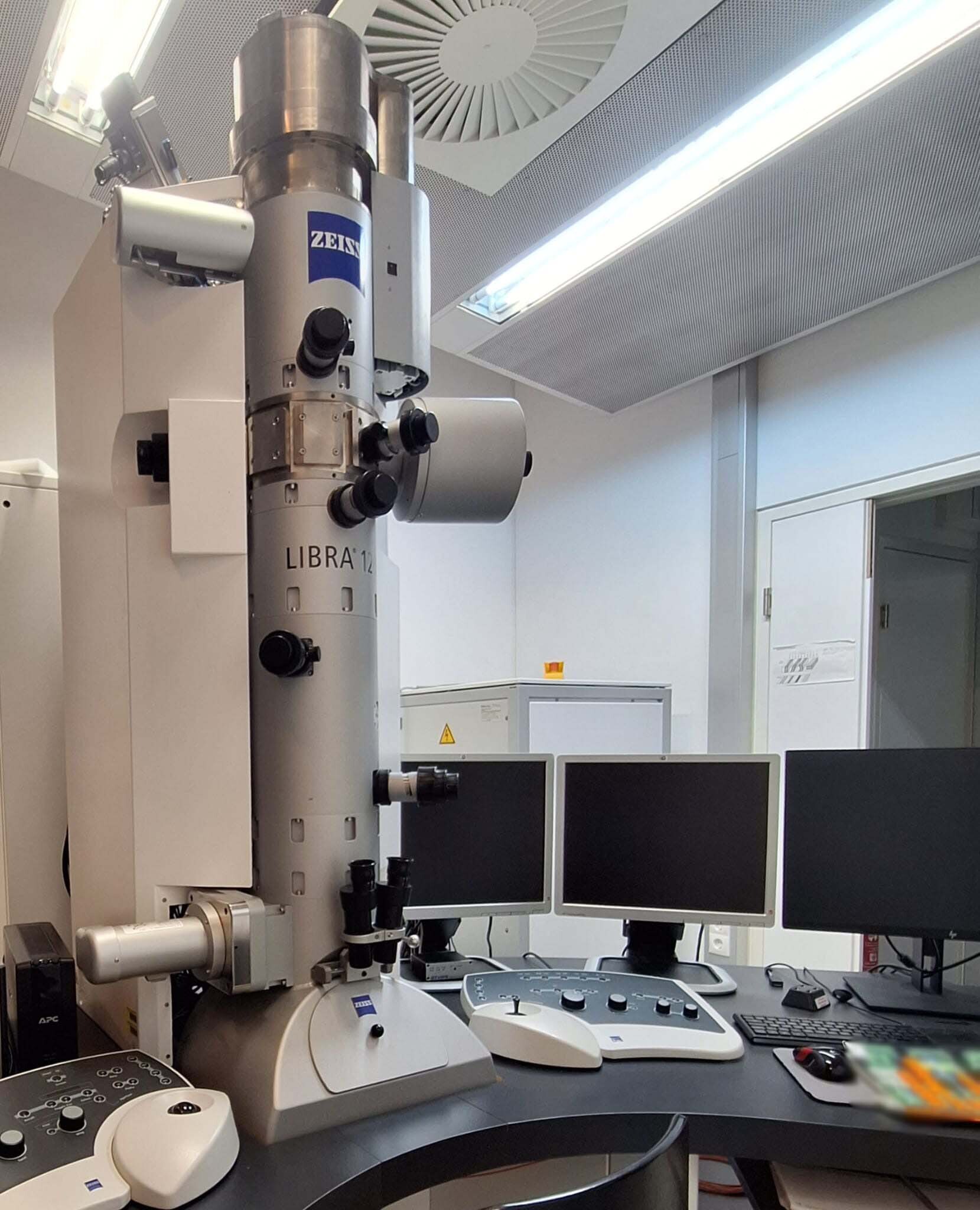 图为 已使用的 ZEISS Libra 120 待售