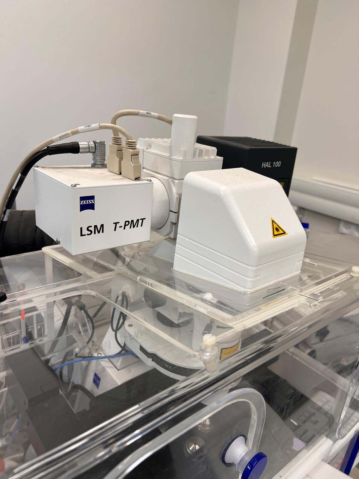 Photo Utilisé ZEISS LSM-780 À vendre