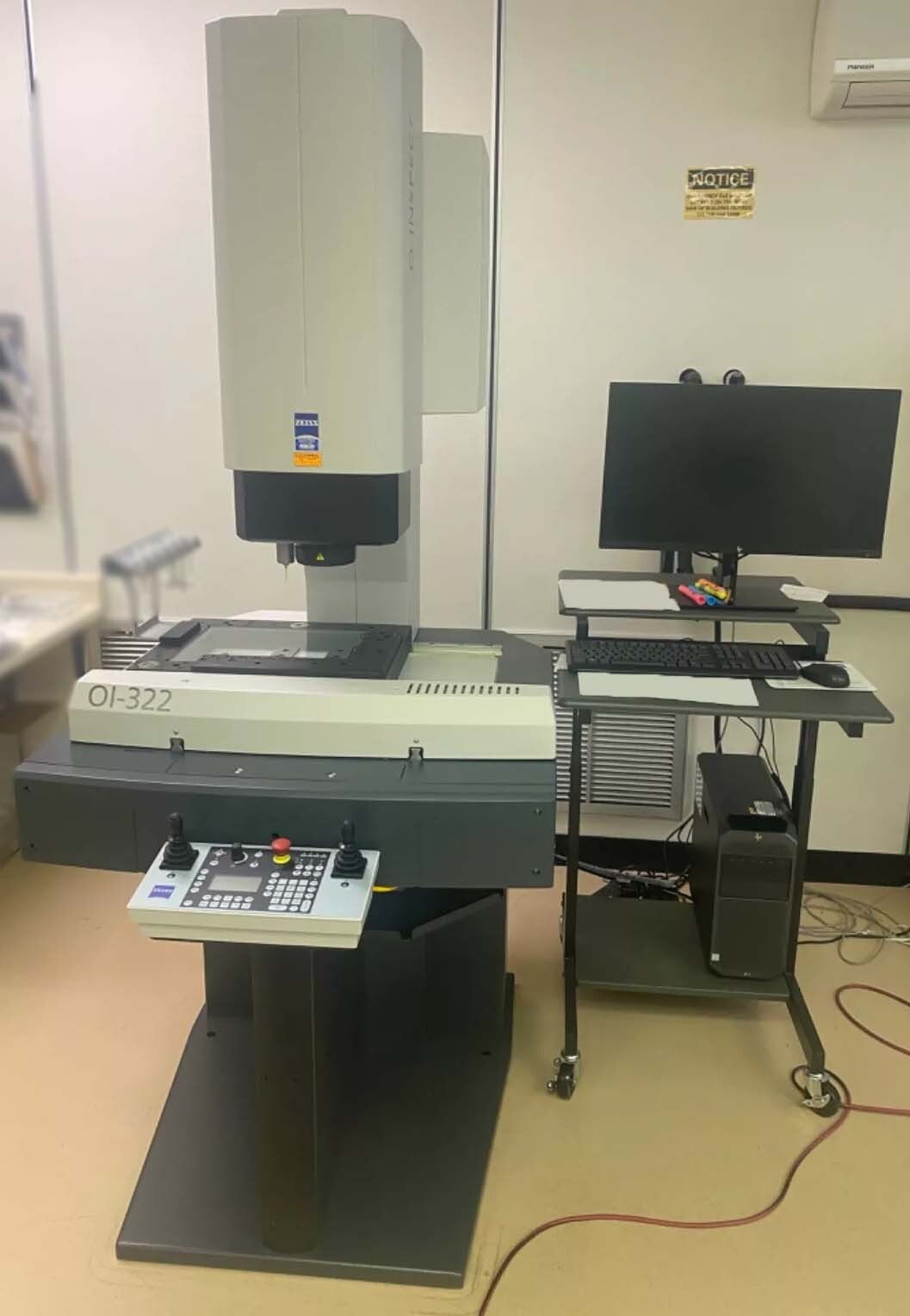 Foto Verwendet ZEISS O-Inspect 322 Zum Verkauf