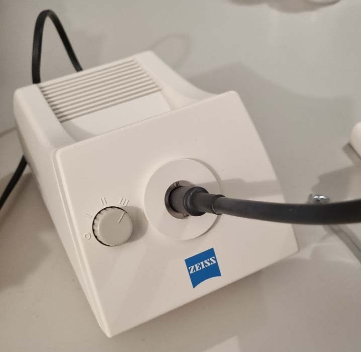 フォト（写真） 使用される ZEISS Stemi 2000 販売のために
