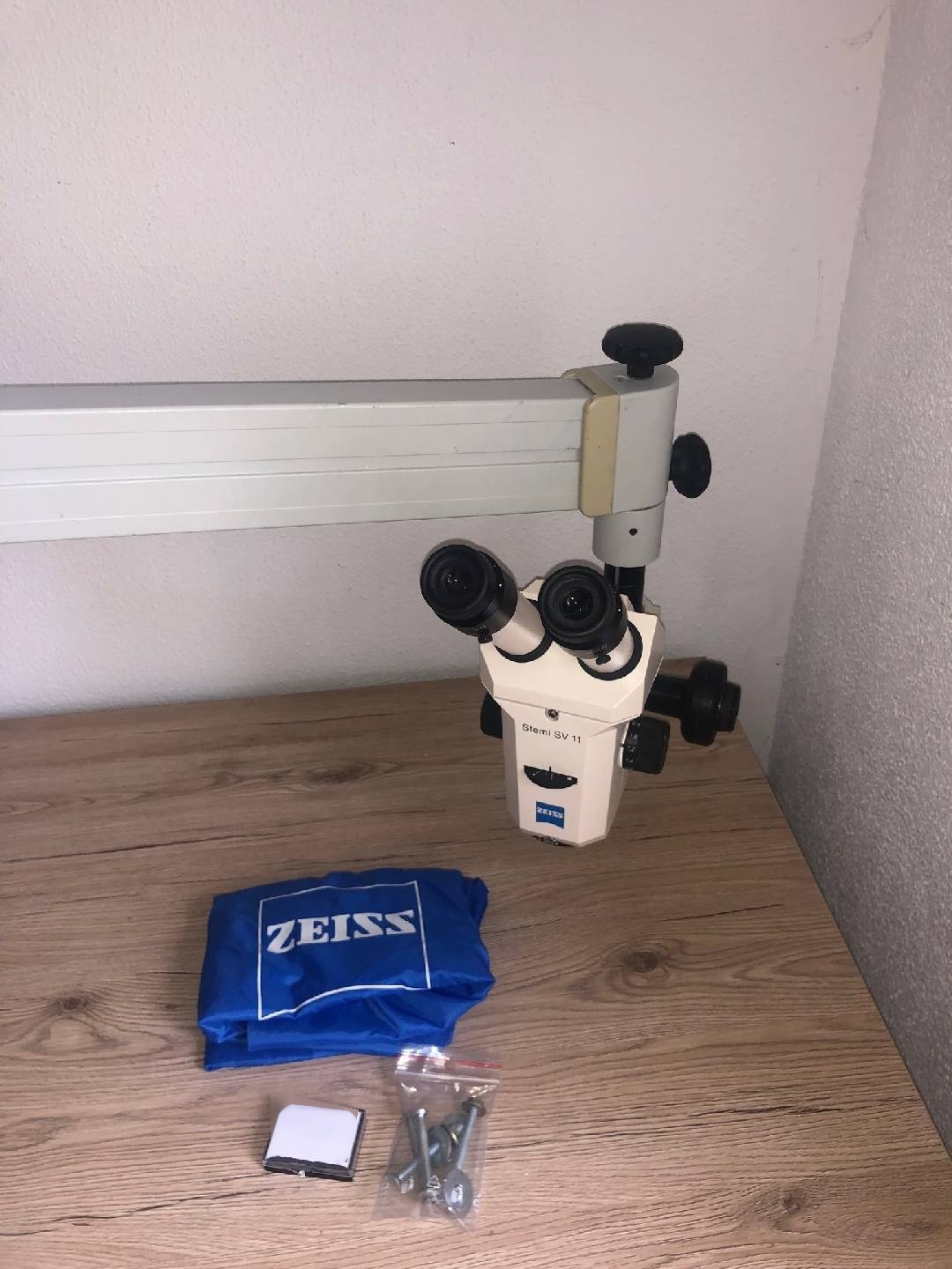 图为 已使用的 ZEISS Stemi SV11 待售