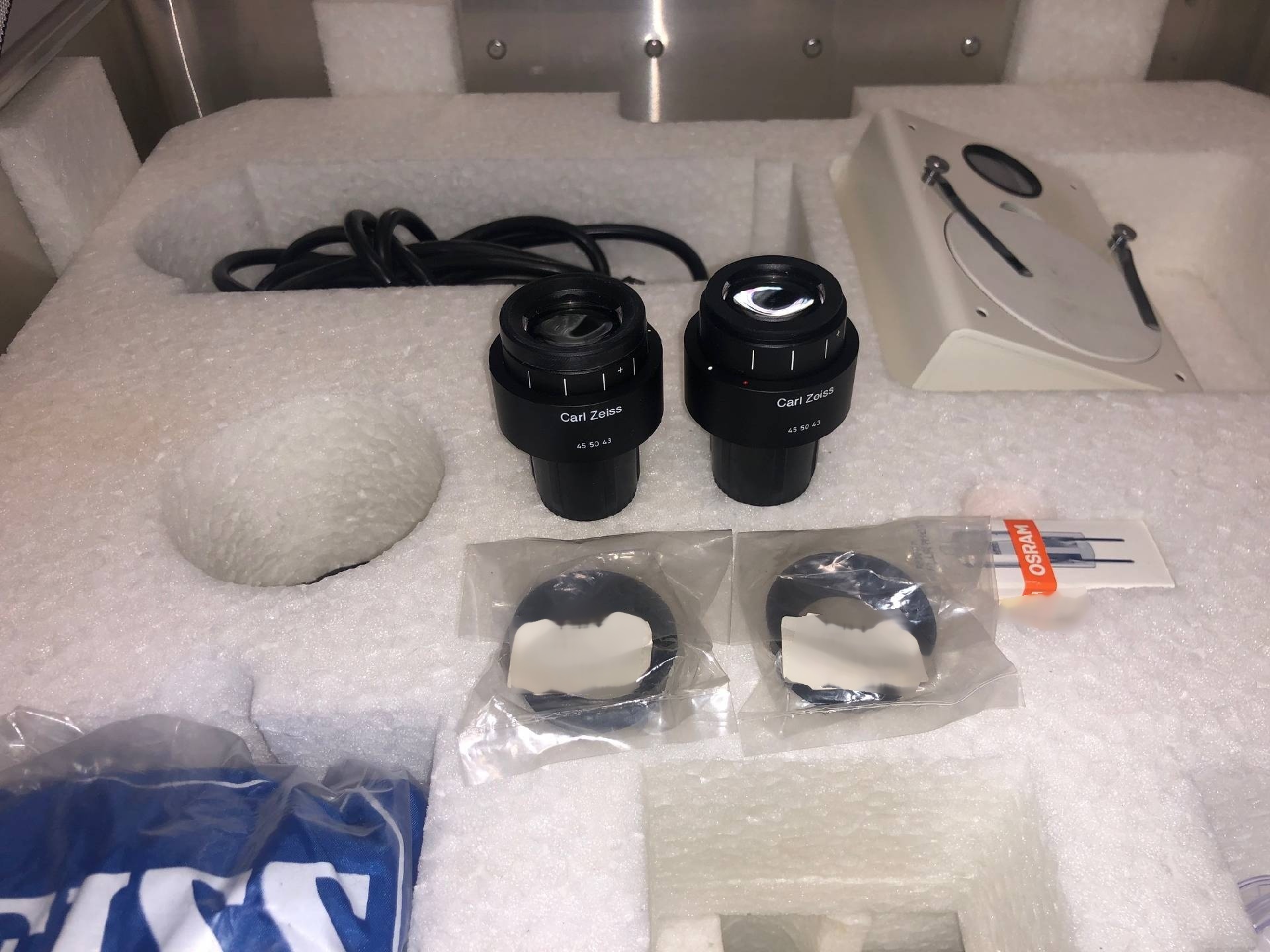 图为 已使用的 ZEISS Stemi SV11 待售